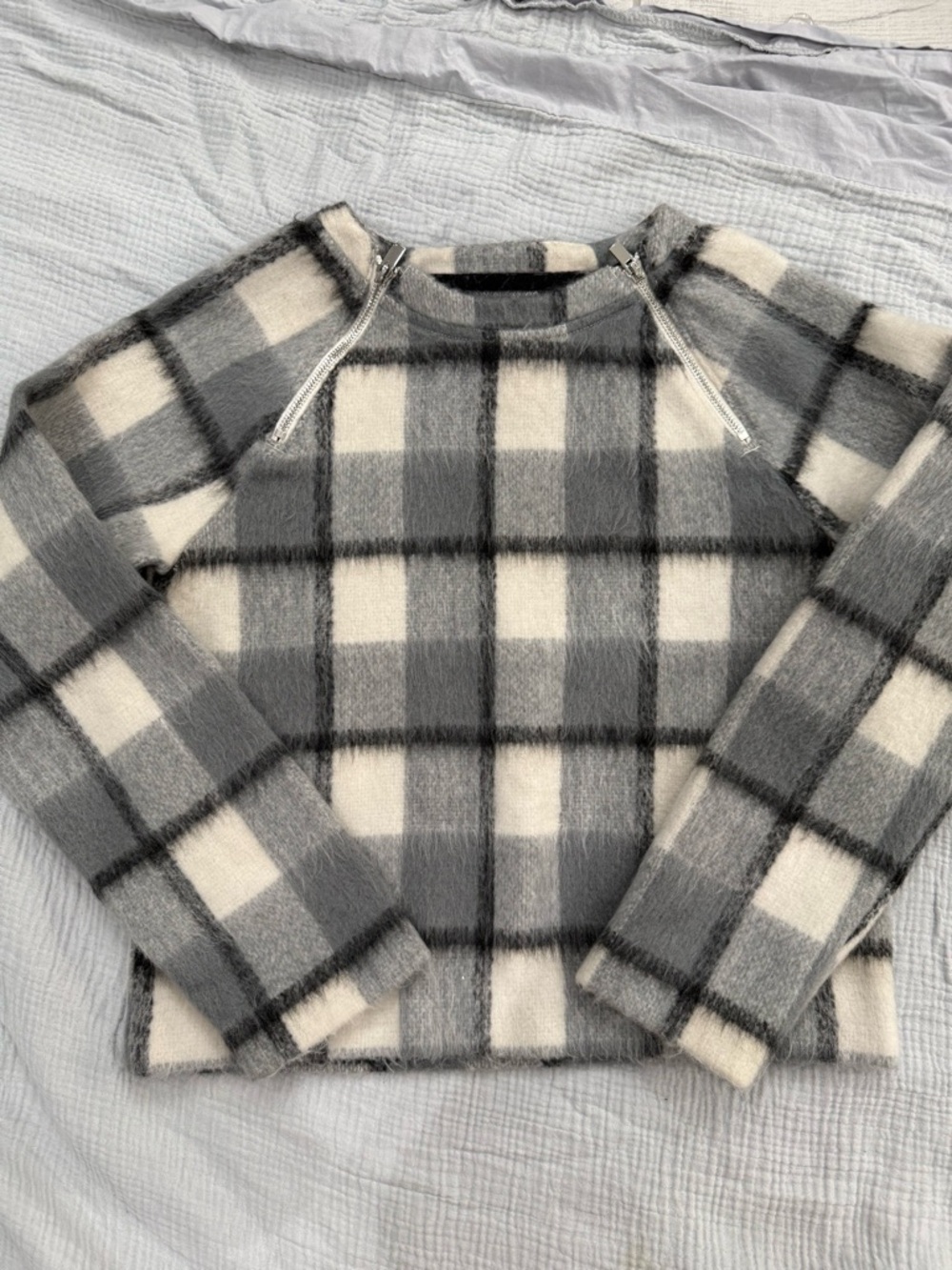 Abercrombie & Fitch cream and gray plaid zip jacket